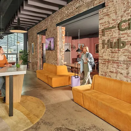 Cityhub Hotel 4*