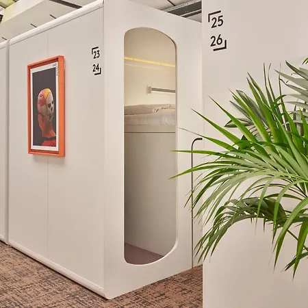 Cityhub Hotel 4*