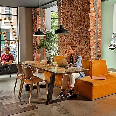 Hotel Cityhub 2*