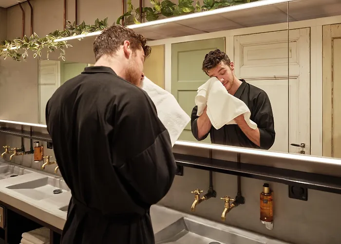 Cityhub 2* Amsterdam